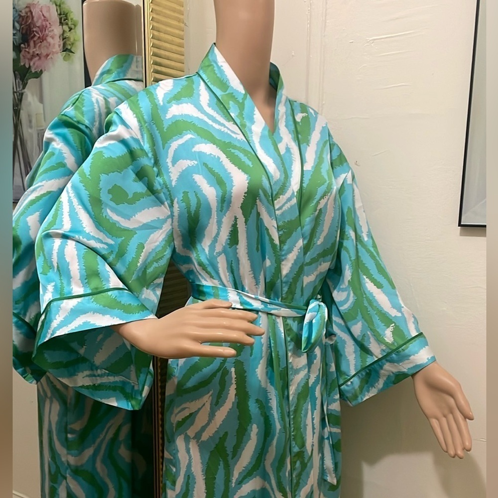 DVF target Diane Von Furstenberg Long satin disco zebra green Robe S - Picture 11 of 13